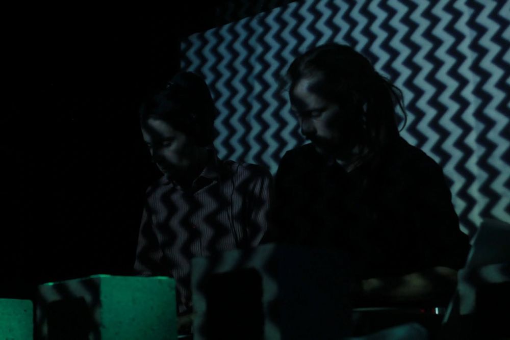 Bar IDA — Mava & Nebukat! 